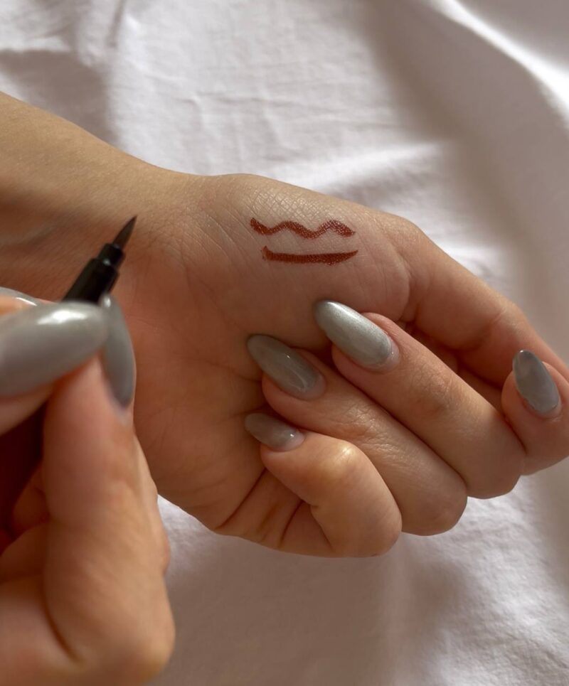 خط چشم ماژیکی رنگی - Image 2