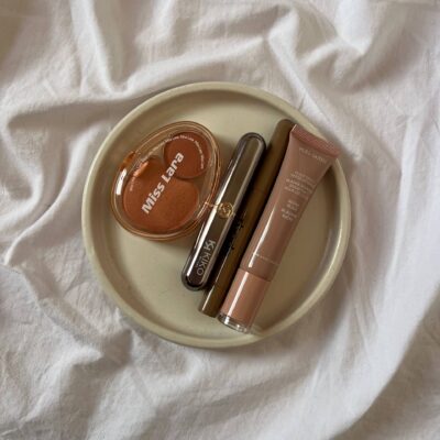 پک هدیه آرایشی کرمی و قهوه‌ای