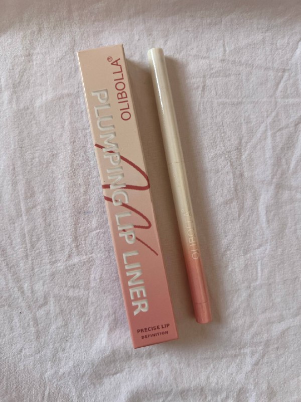 5785330246776196593 خط لب olibolla